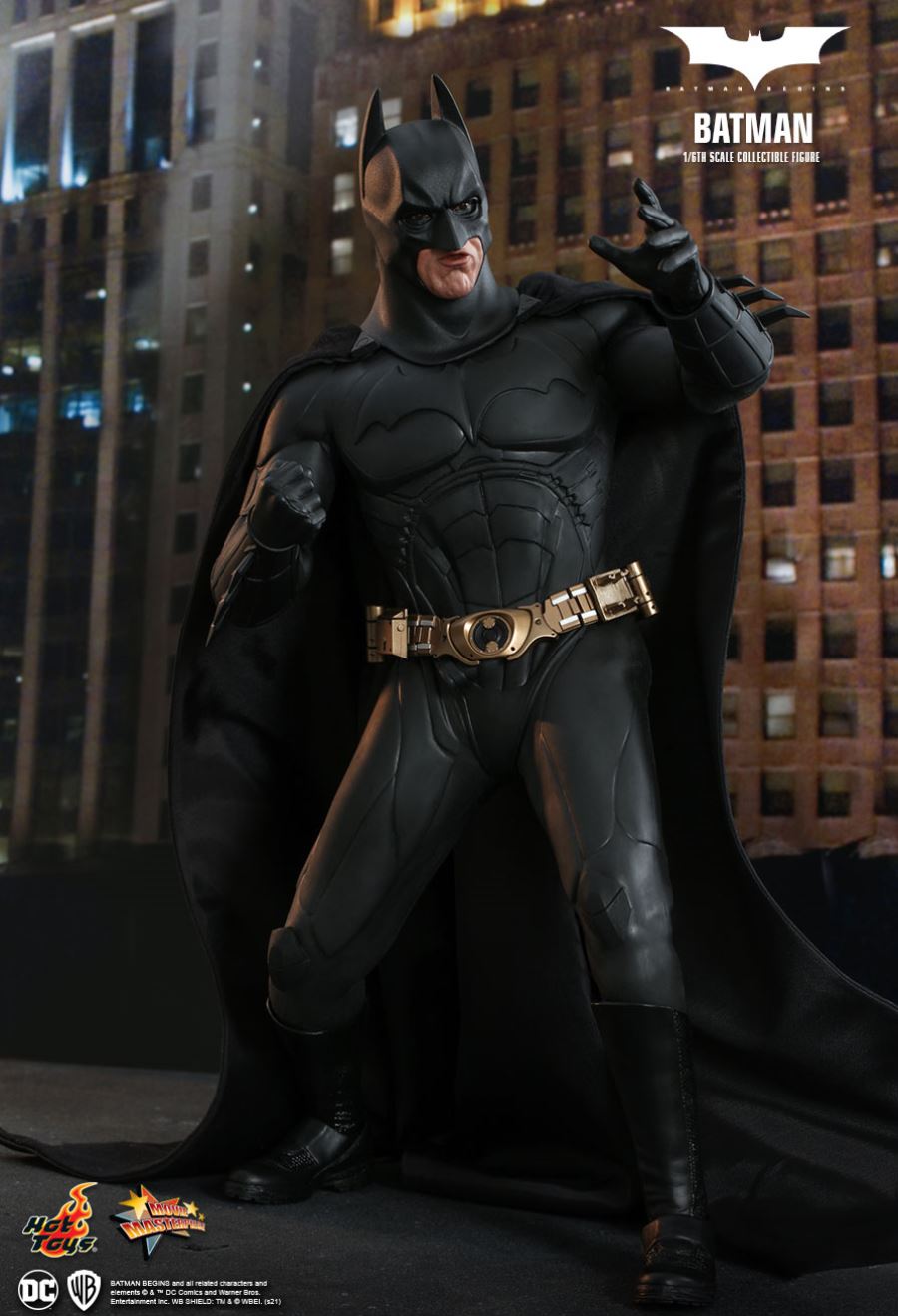 BATMAN BEGINS - BATMAN 1/6