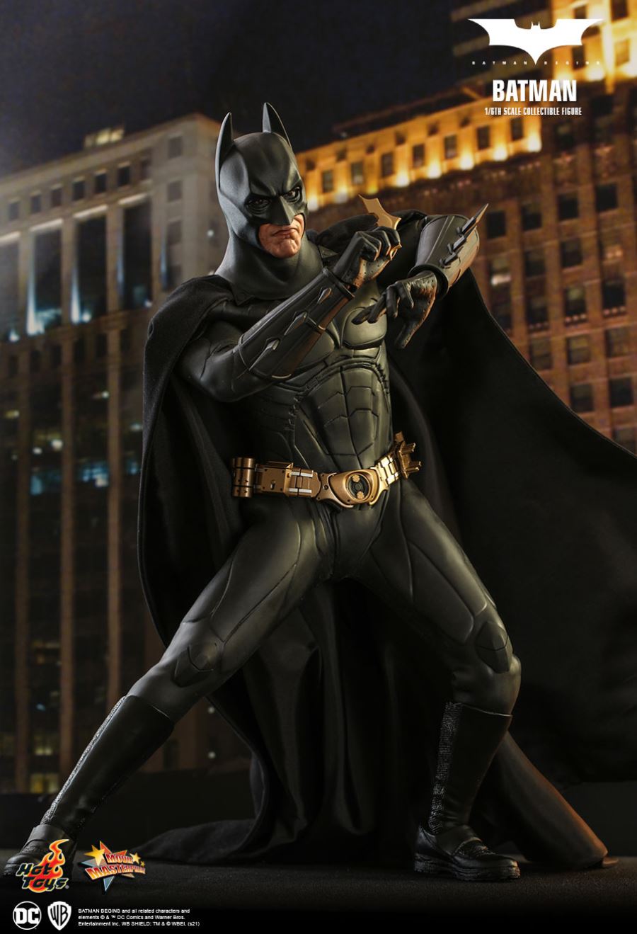 BATMAN BEGINS - BATMAN 1/6