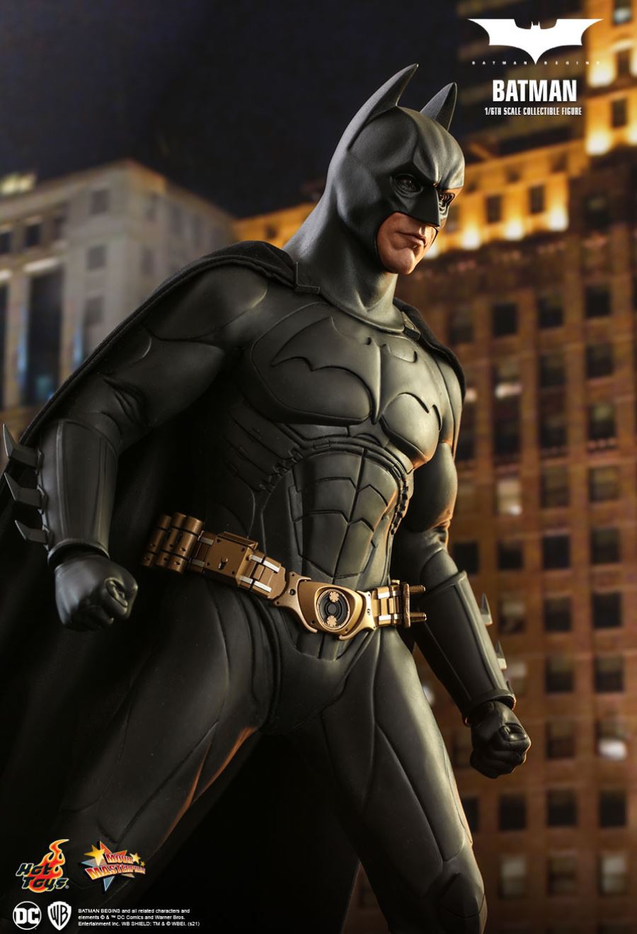 BATMAN BEGINS - BATMAN 1/6