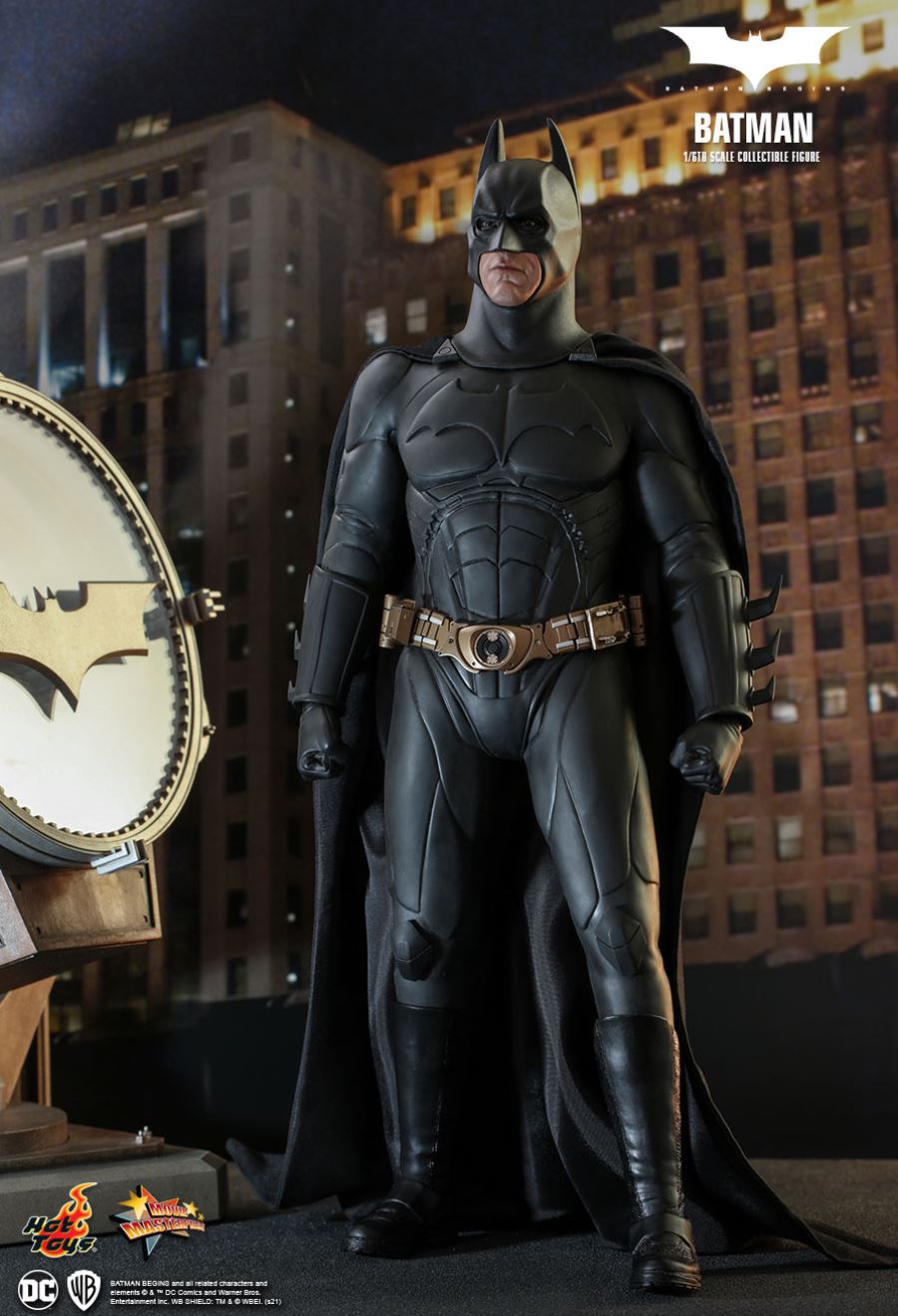 รีวิวภาพถ่ายจริง Hot Toys Batman Begins & BatMobile