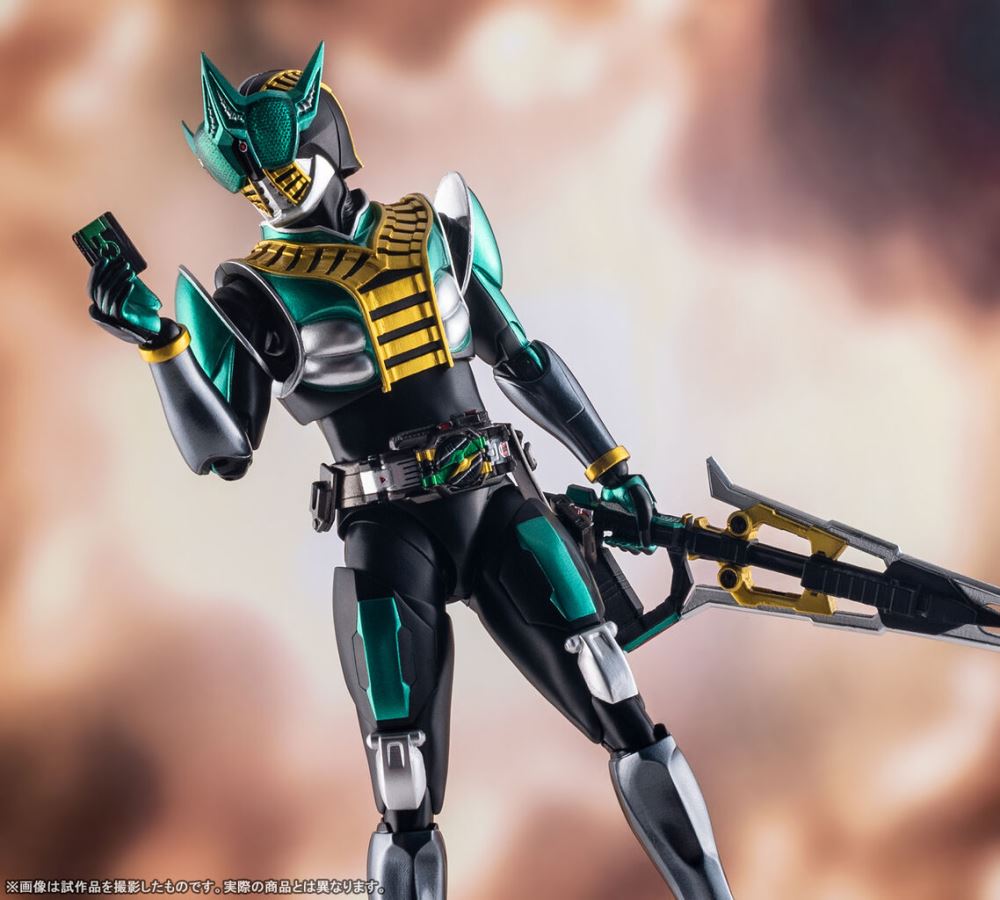 SHFiguarts Kamen Rider Zeronos Altair Form