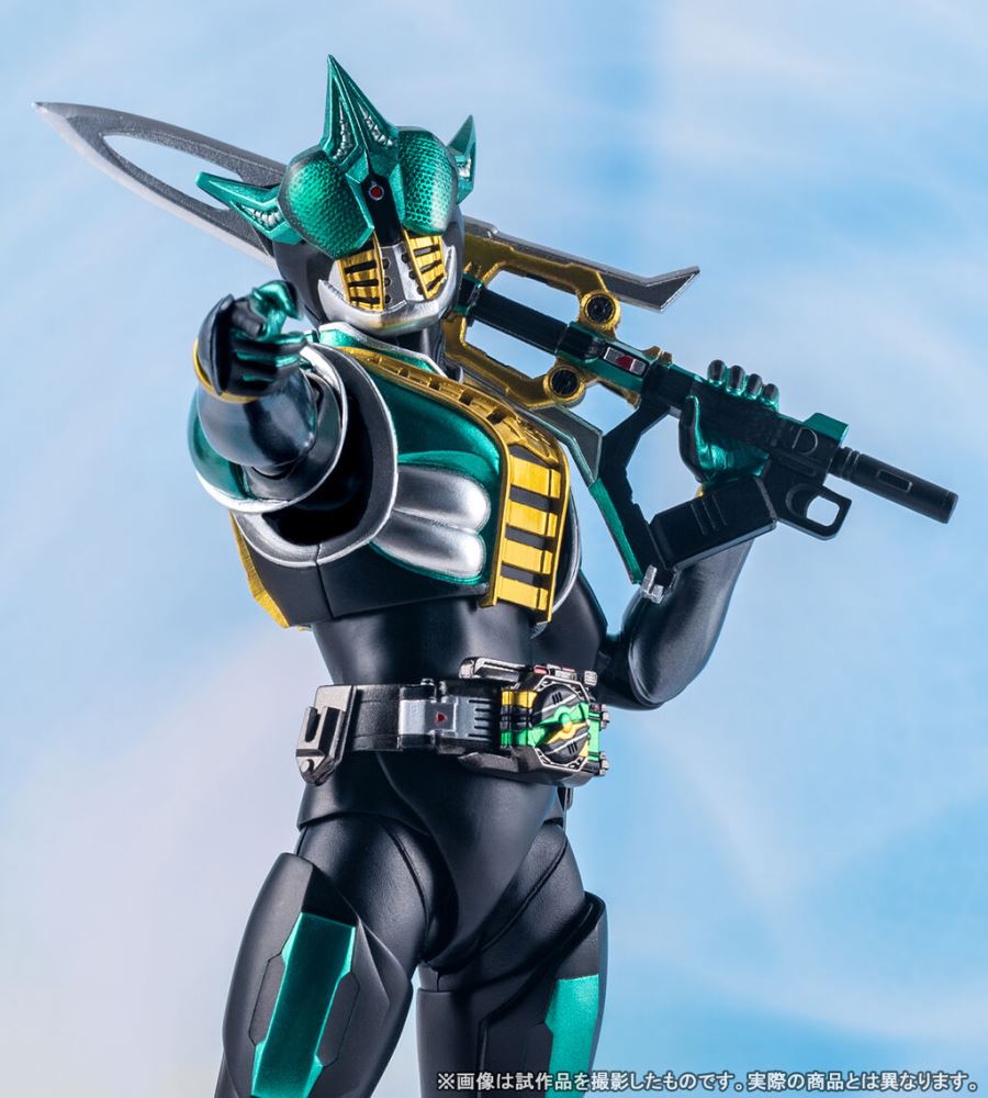 SHFiguarts Kamen Rider Zeronos Altair Form