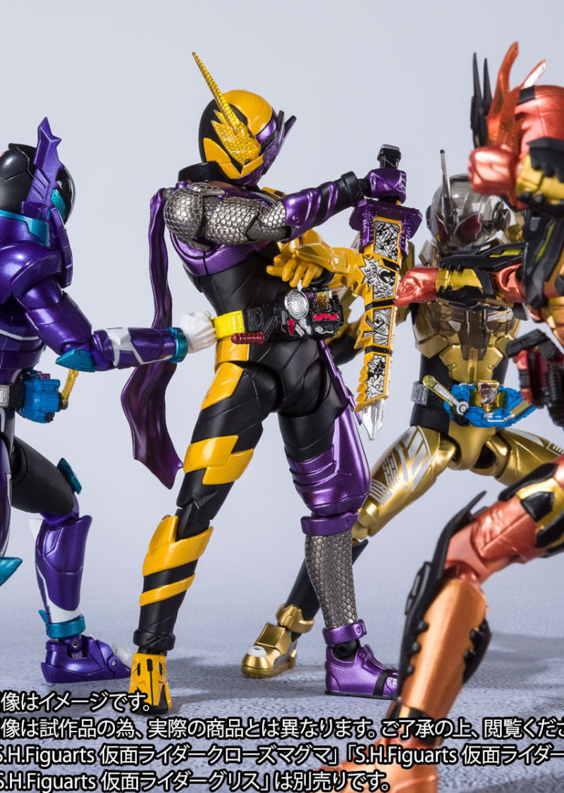 SHFiguarts Kamen Rider Build Ninnin Comic Form