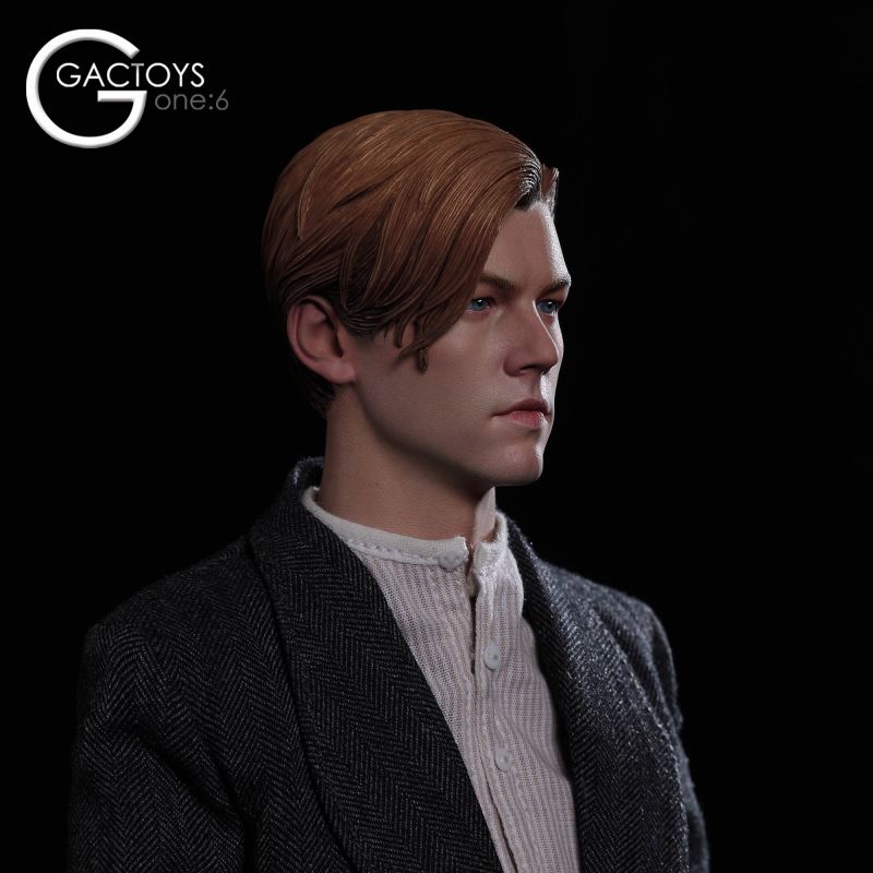 World Classic Movie Actor's Head Sculpture