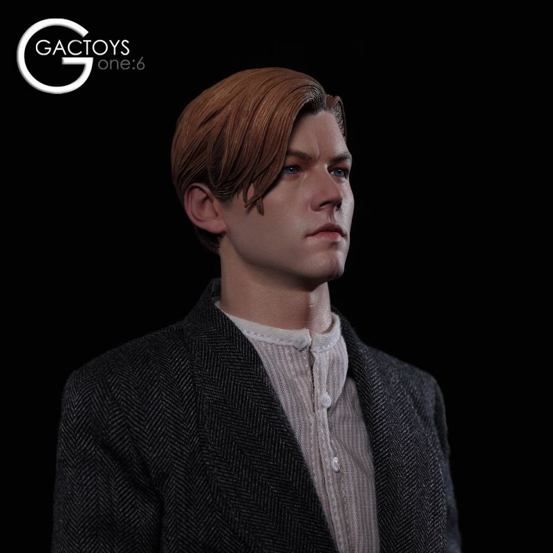 World Classic Movie Actor's Head Sculpture