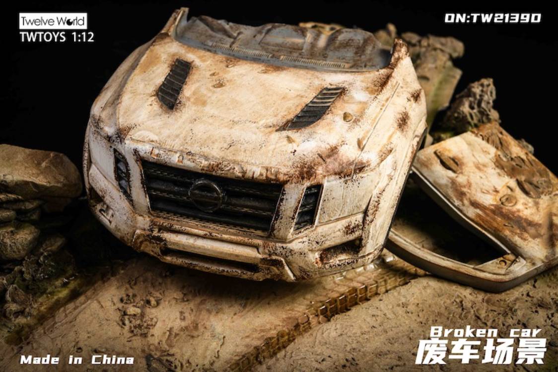 Scrap car scene floor model 1/12