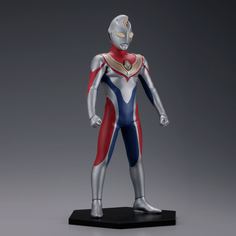 Ocean Hall Character Classics Ultraman Dyna