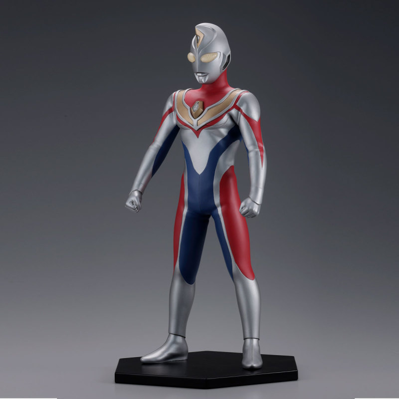 Ocean Hall Character Classics Ultraman Dyna
