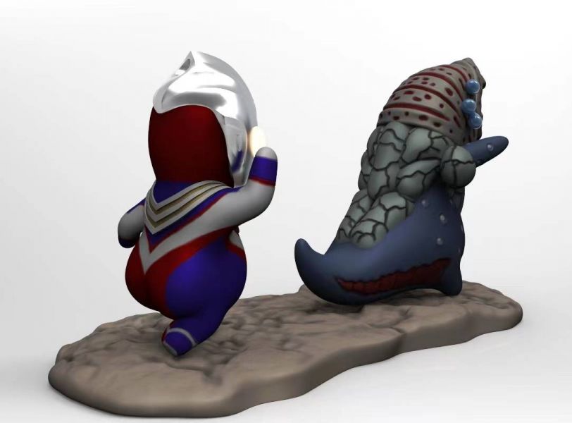 Little Tiga fight Little Monsters