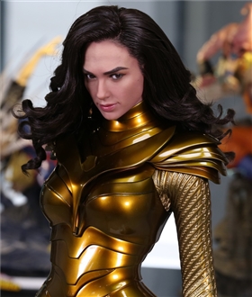 Wonder-Woman-1984-Golden-Eagle-Battle-Armor