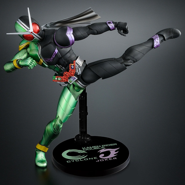 MG FIGURE-RISE ARTISAN Kamen Rider W Cyclone Joker