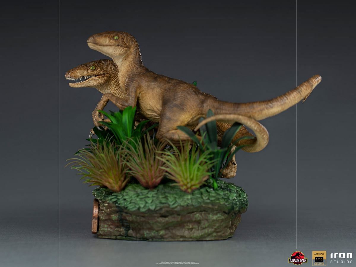 Just The Two Raptors Deluxe Art Scale 1/10-Jurassic Park