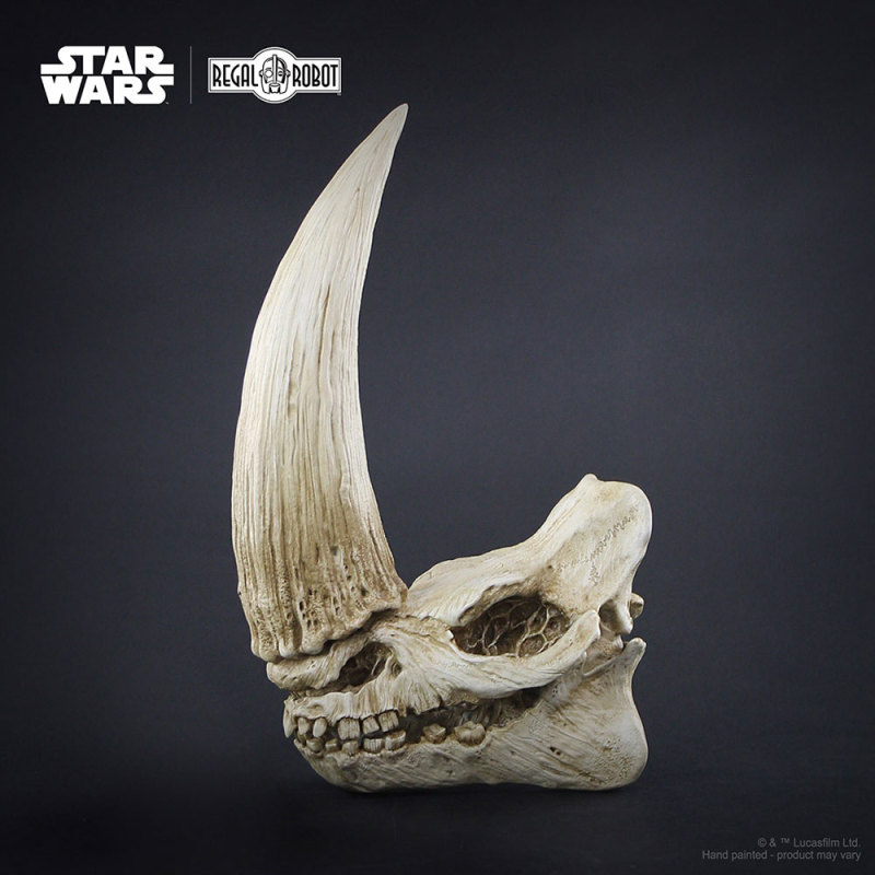 The Mandalorian Mudhorn Skull pendant