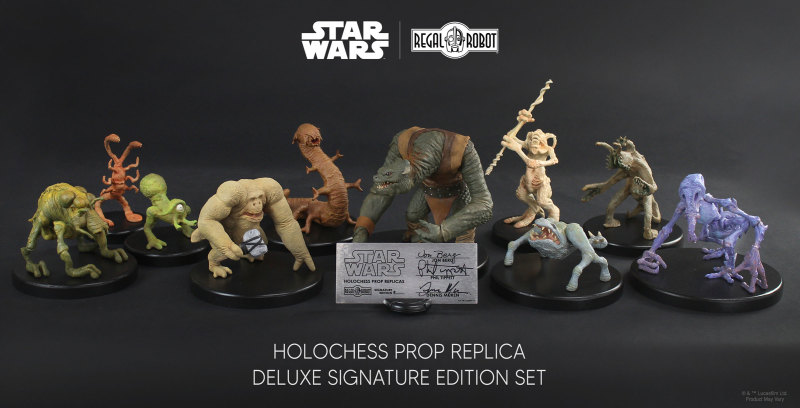 Holochess Prop Replica Deluxe Signature Edition Set