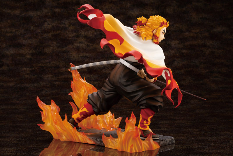 ARTFX J Demon Slayer: Kimetsu no Yaiba Kyojuro Rengoku 1/8