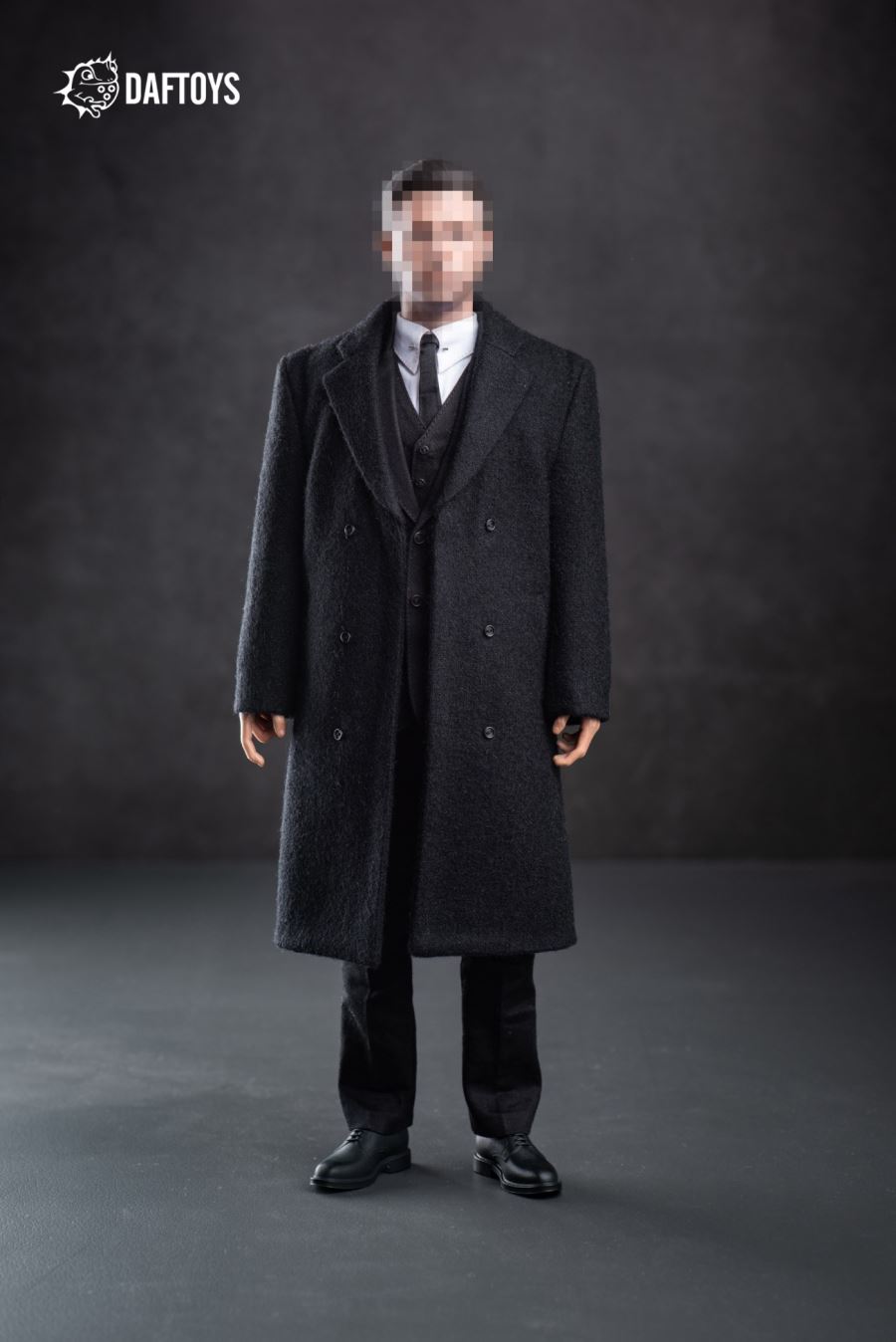 1/6 large suit