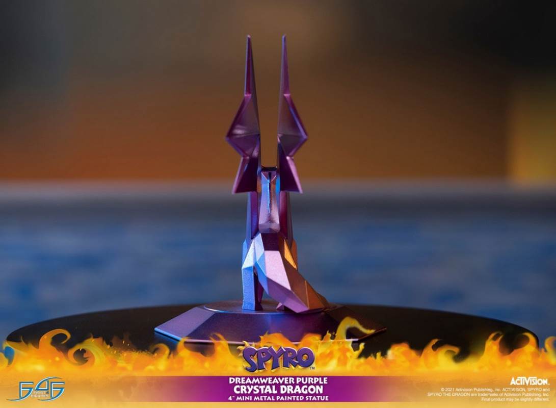 SPYRO THE DRAGON-DREAMWEAVER PURPLE CRYSTAL DRAGON