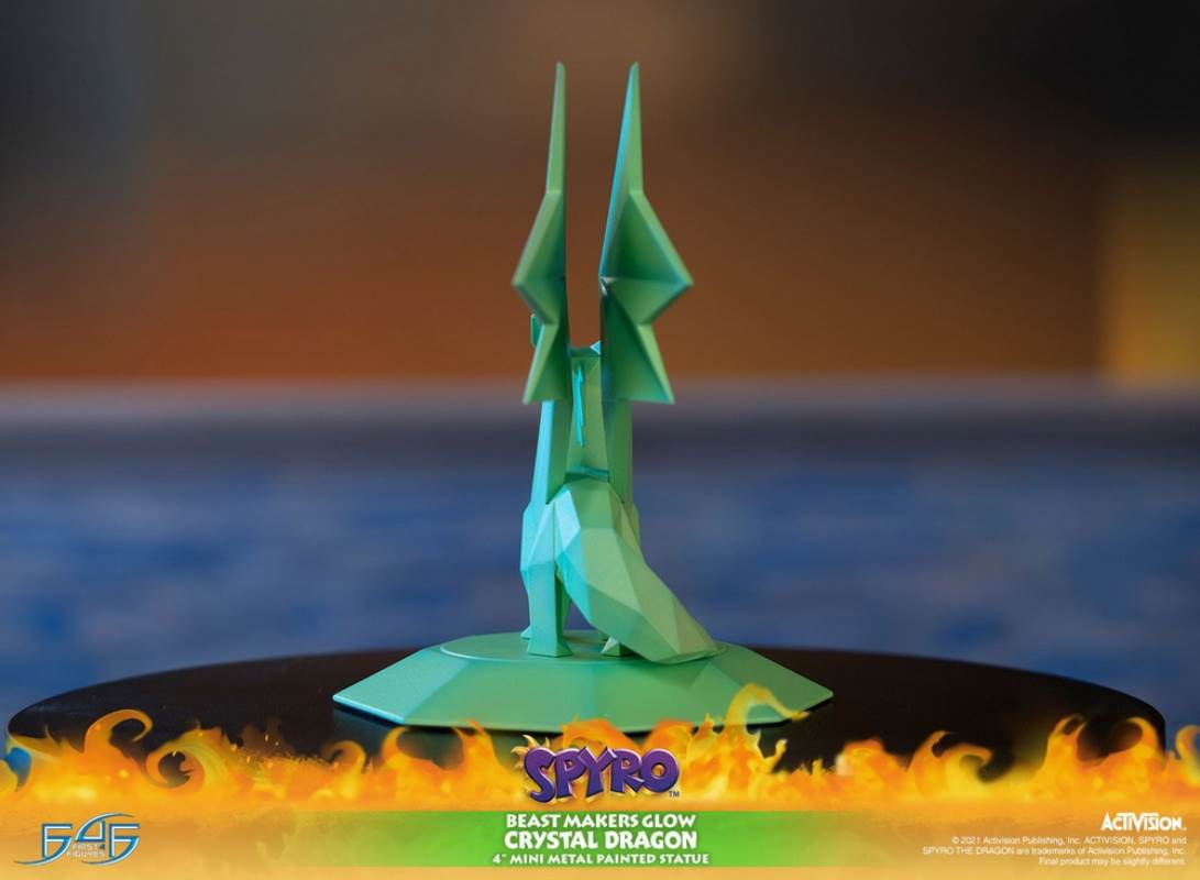 SPYRO THE DRAGON-DREAMWEAVER PURPLE CRYSTAL DRAGON