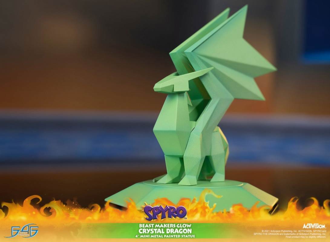 SPYRO THE DRAGON-DREAMWEAVER PURPLE CRYSTAL DRAGON