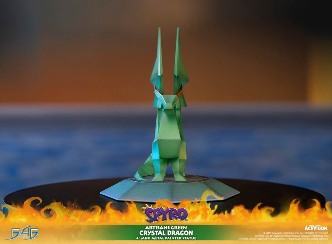 SPYRO THE DRAGON-DREAMWEAVER PURPLE CRYSTAL DRAGON