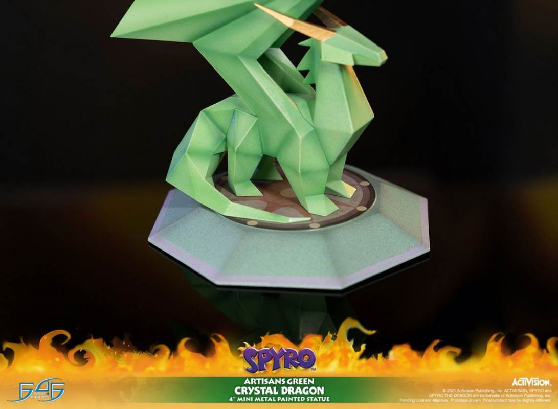SPYRO THE DRAGON-DREAMWEAVER PURPLE CRYSTAL DRAGON