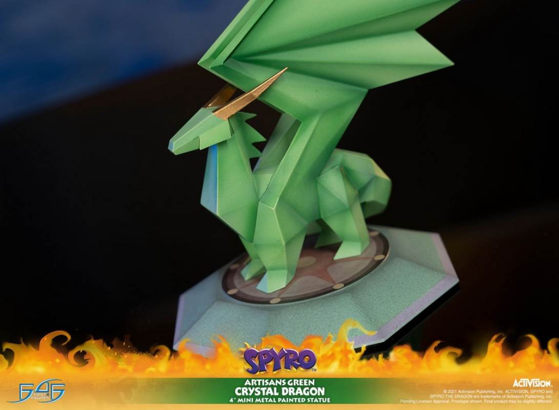 SPYRO THE DRAGON-DREAMWEAVER PURPLE CRYSTAL DRAGON
