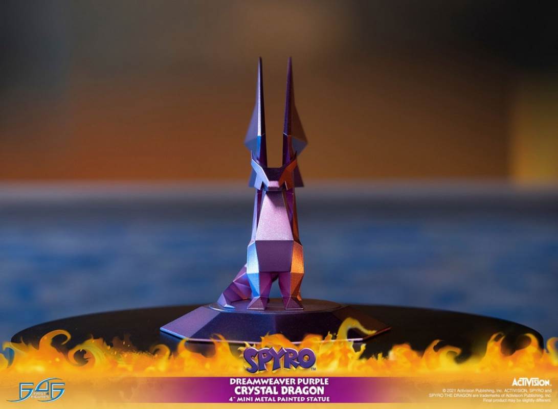 SPYRO THE DRAGON-DREAMWEAVER PURPLE CRYSTAL DRAGON