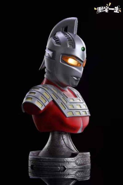 Ultraman Seven Bust