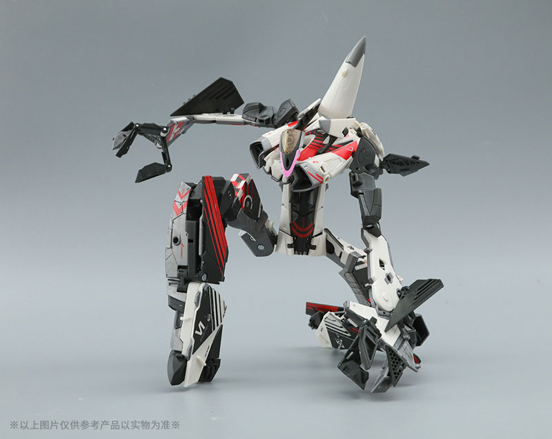 MEGABOX MB-17 ICARUS