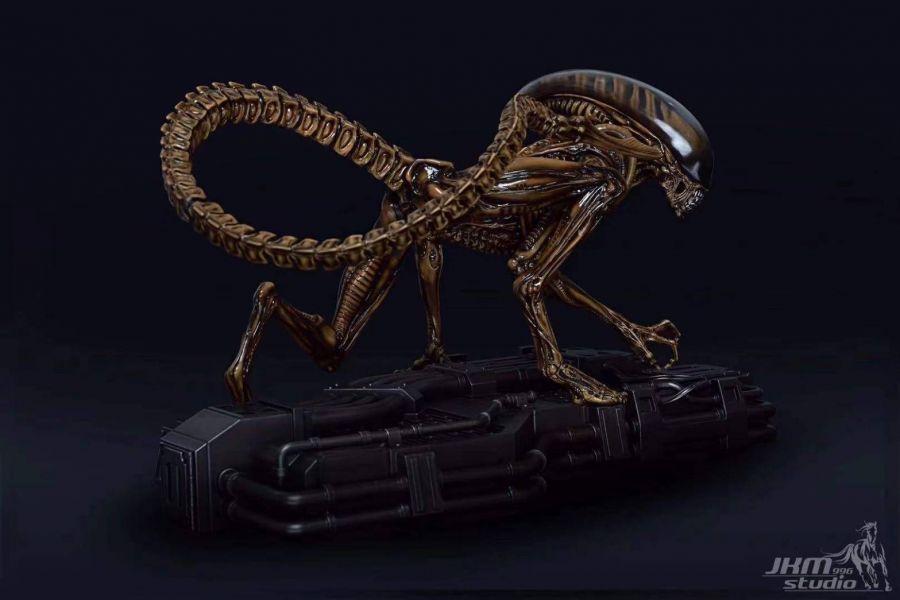 Dog Alien 1/4