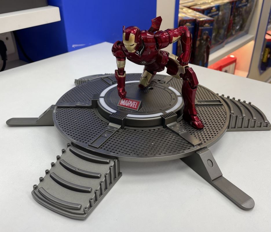 7 inch Iron Man display platform (without doll)