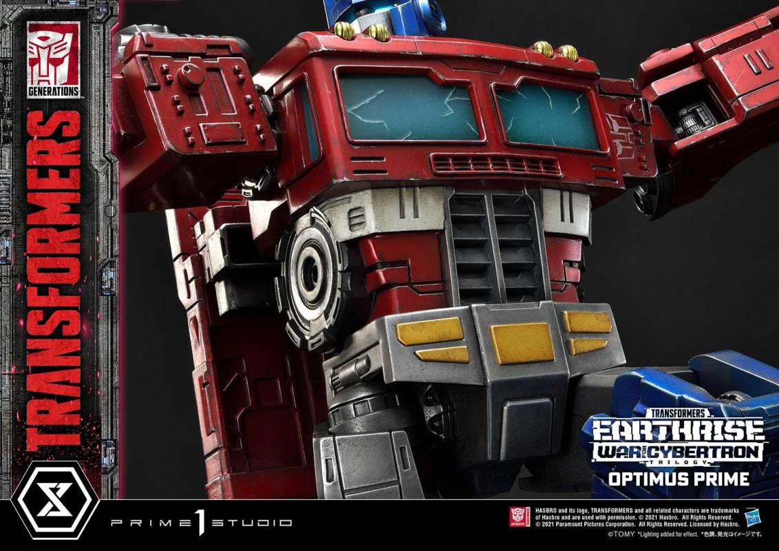 Transformers: War For Cybertron Optimus Prime Ultimate Version