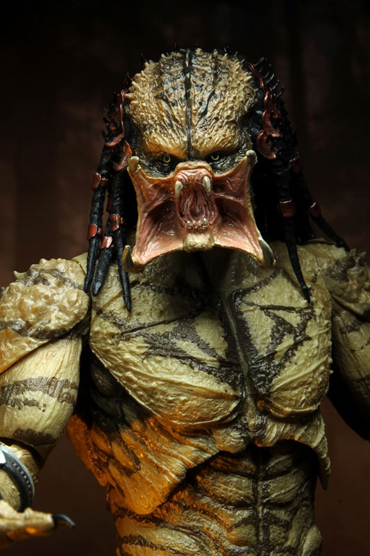 THE PREDATOR/ Unarmored Assassin Predator 7 Inch Action Figure