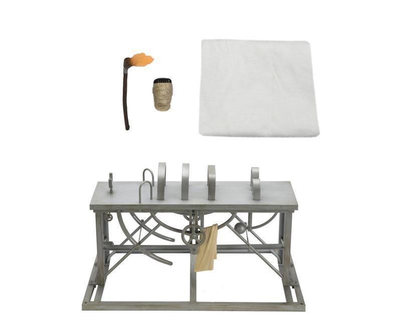 Universal Monsters – Frankenstein Accessory Set