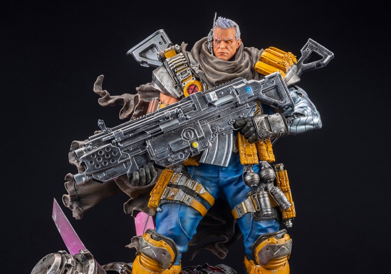 Cable FINE ART STATUE Signature Series Feat. Kucharek Brothers