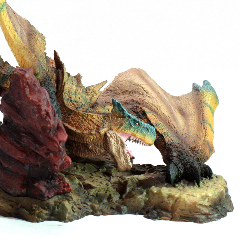 Capcom Figure Builder Creator's Model Roaring Wyvern Tigrex