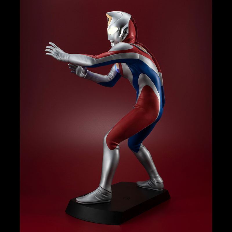 Ultimate Article Ultraman Dyna (Flash Type)
