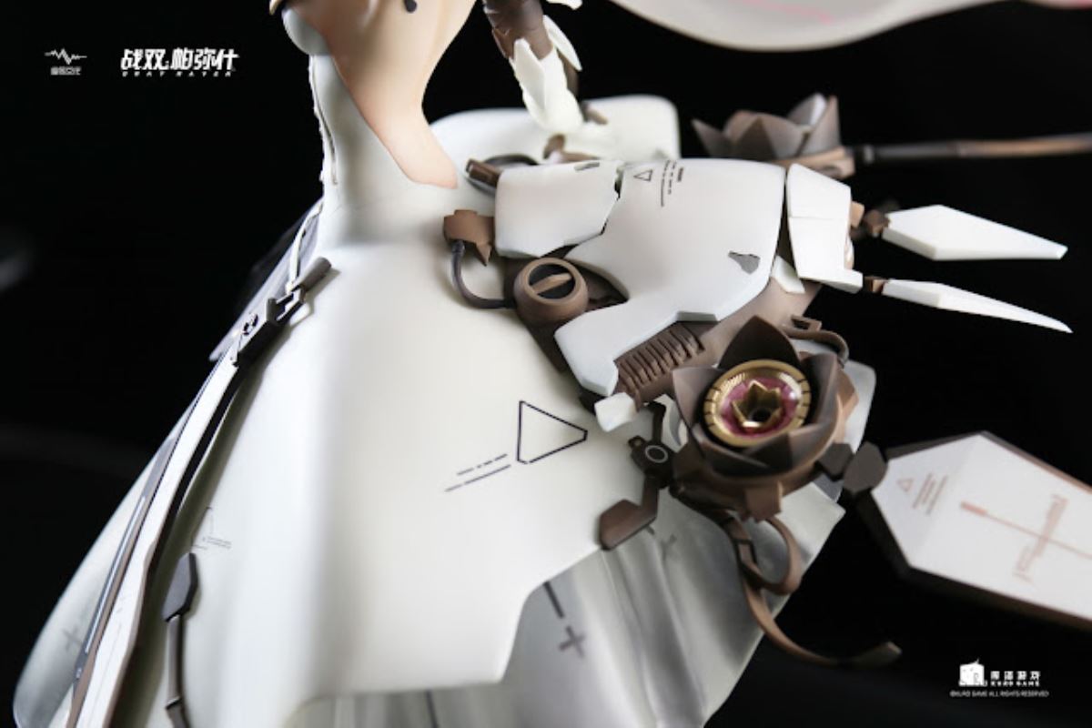 Punishing: Gray Raven - Liv -Luminance Generic Final- 1/7