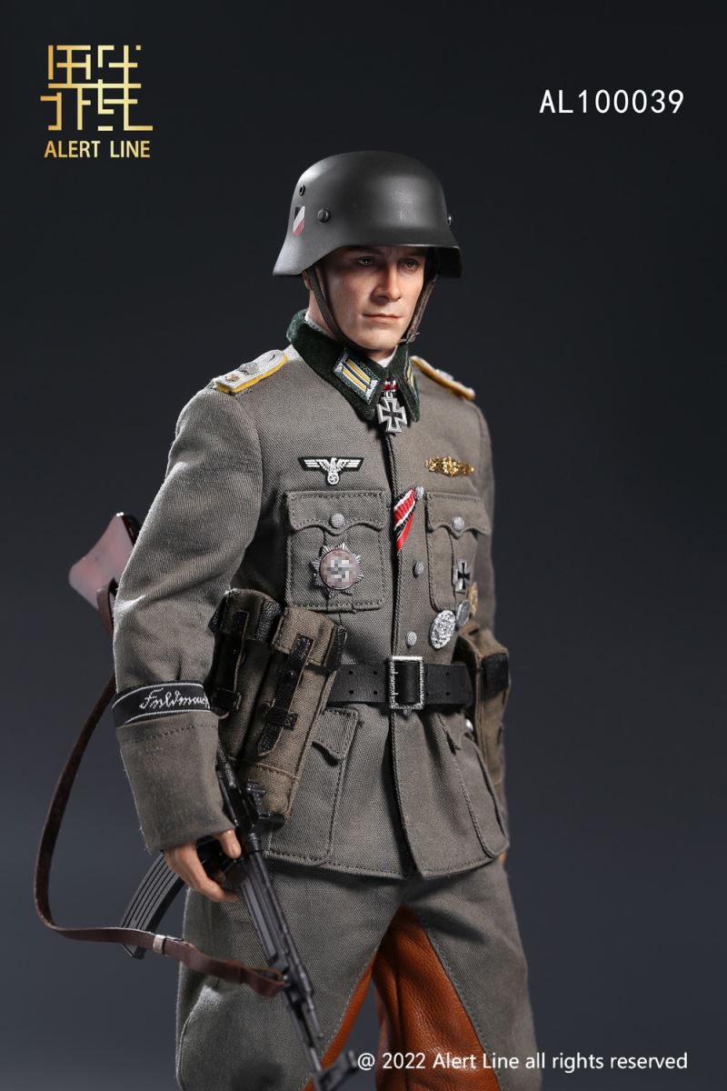 WWII German Cavalry Officer 1/6