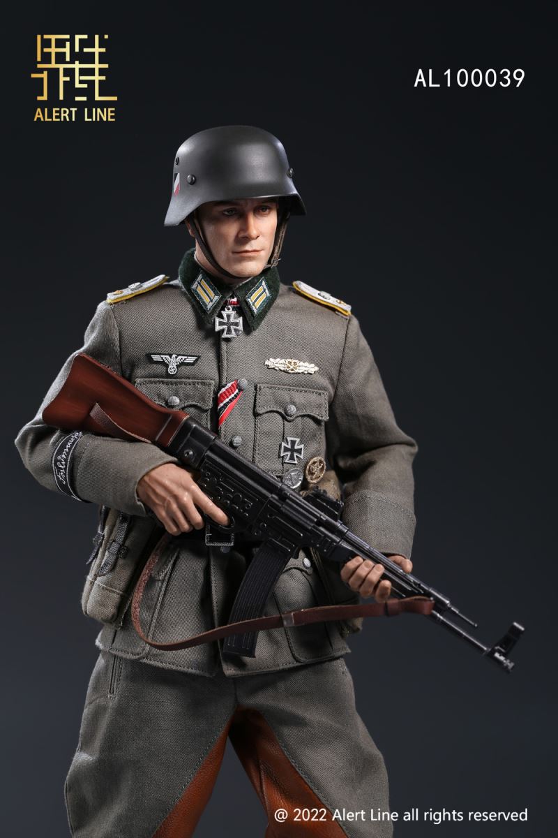 WWII German Cavalry Officer 1/6