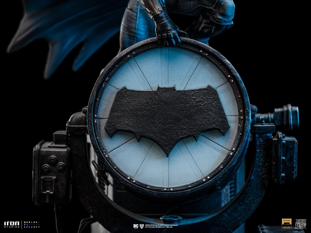 Batman on Batsignal Deluxe 1/10