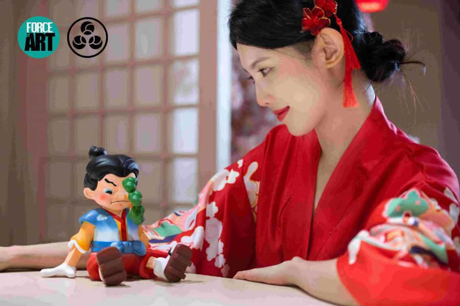 Axiu Edo Puppet