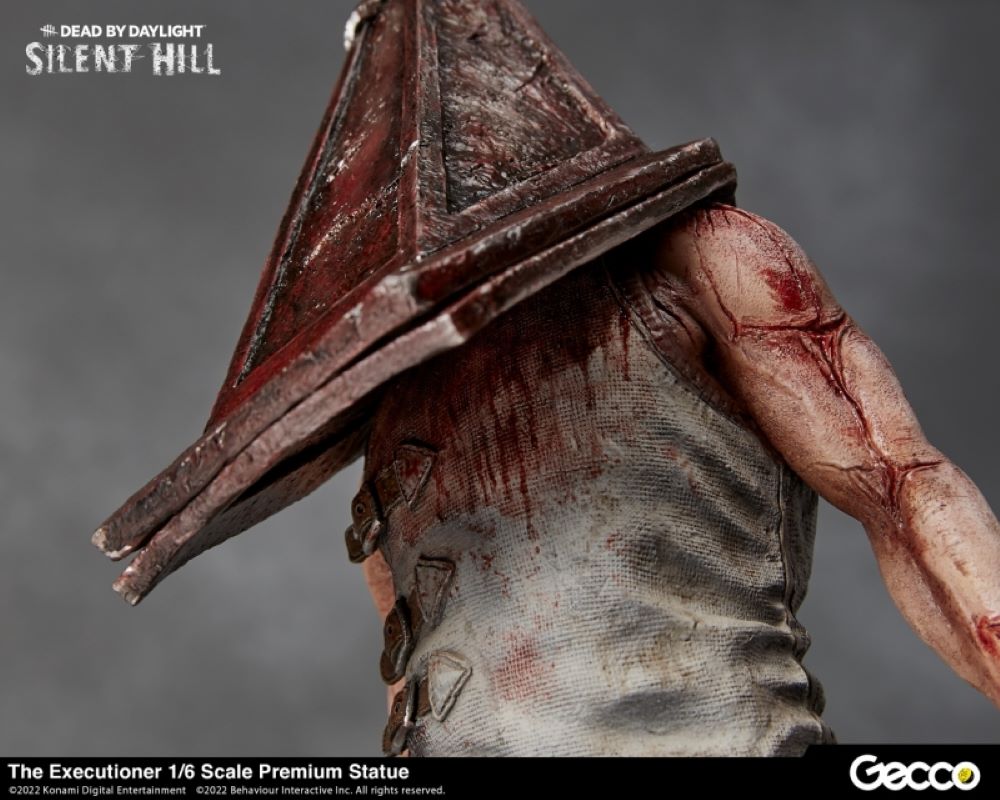 ONE:12 COLLECTIVE Red Pyramid Thing - Silent Hill 2