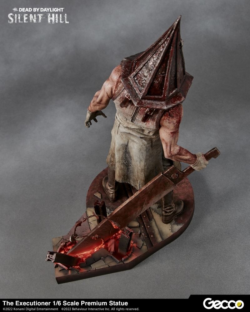 ONE:12 COLLECTIVE Red Pyramid Thing - Silent Hill 2