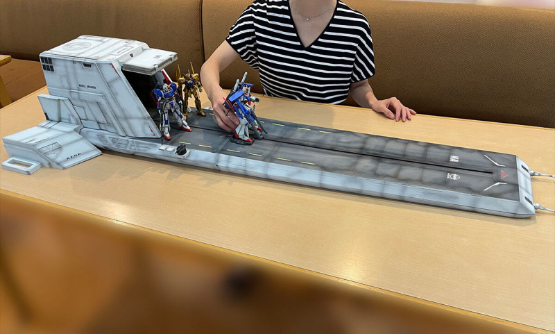 Realistic Model Series Mobile Suit Gundam ZZ (for 1/144 HG Series) Nahel Argama Catapult Deck