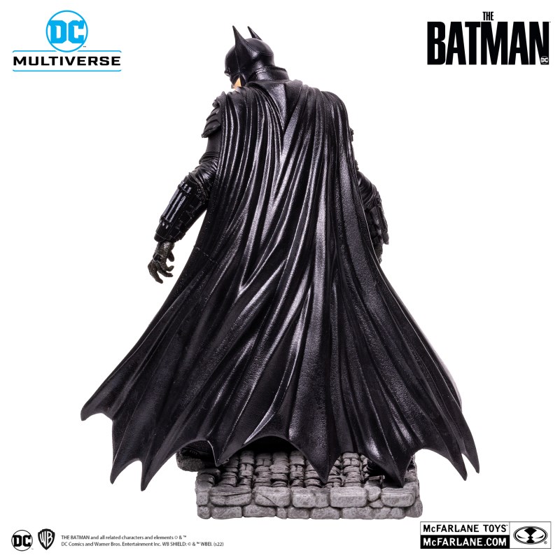 THE BATMAN 12″ POSED STATUE