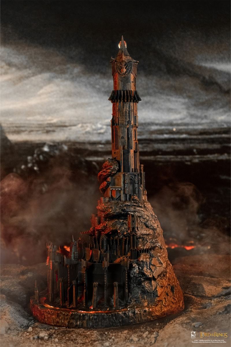 Lord of the Rings - Dark Lord Sauron/Sauron Helmet/Crown Statue 