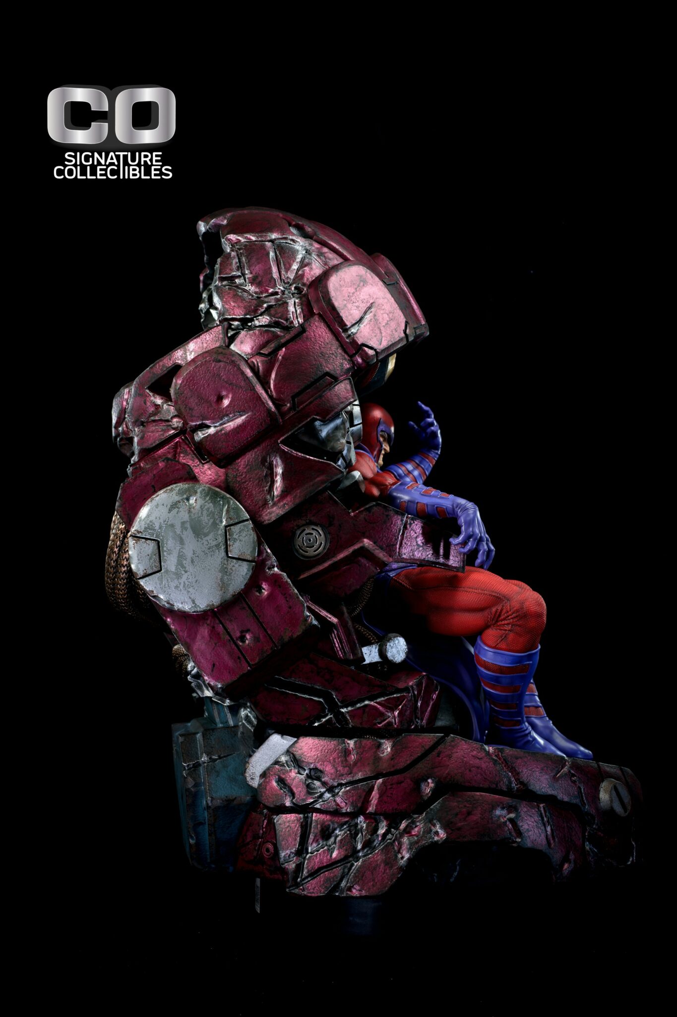 Magneto on Thron