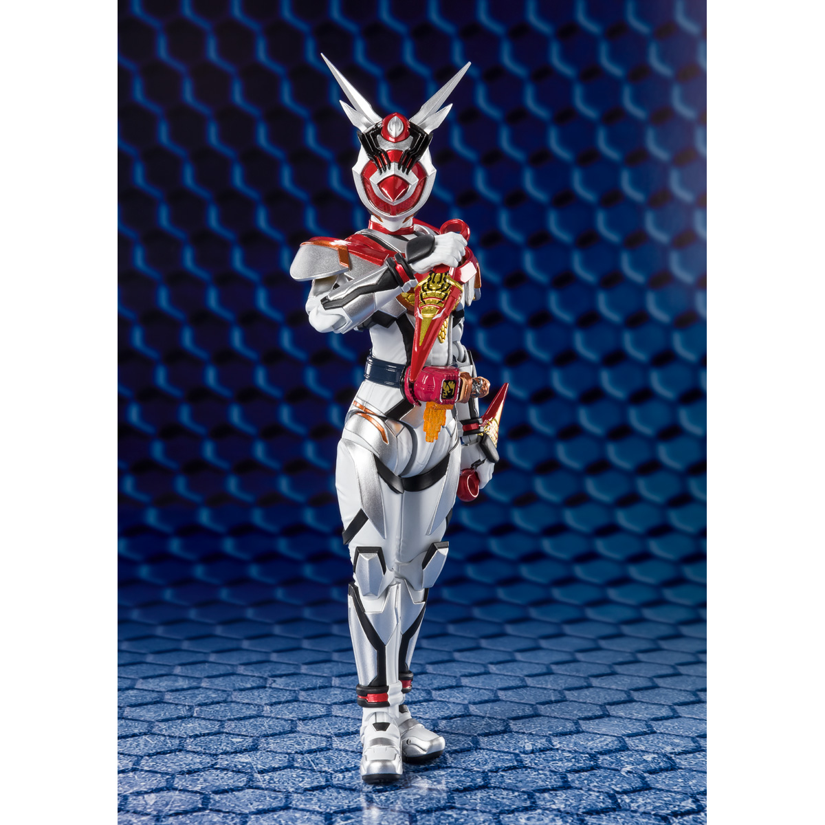SHFiguarts Kamen Rider Aguilera Queen Bee Genome