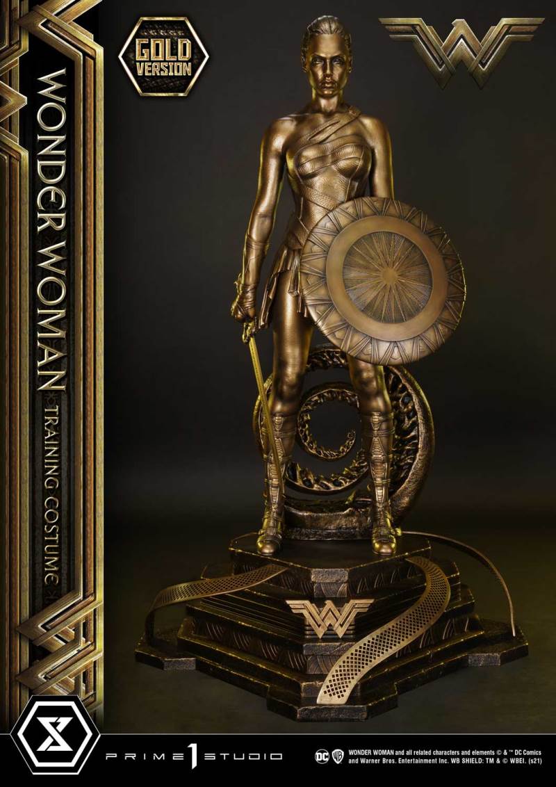 Wonder Woman Gold Sculpture Edition